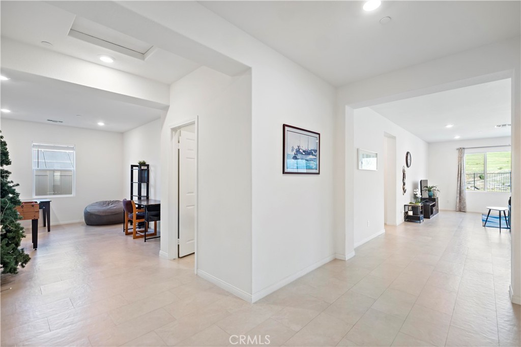 MLS #WS25276718 image #35