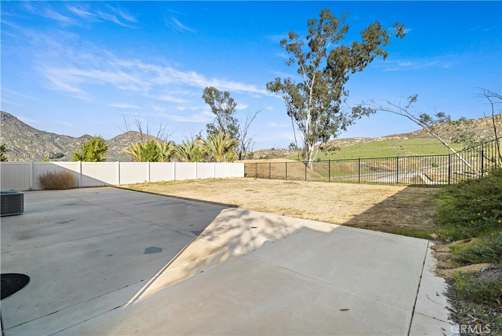 MLS #WS25276718 image #38