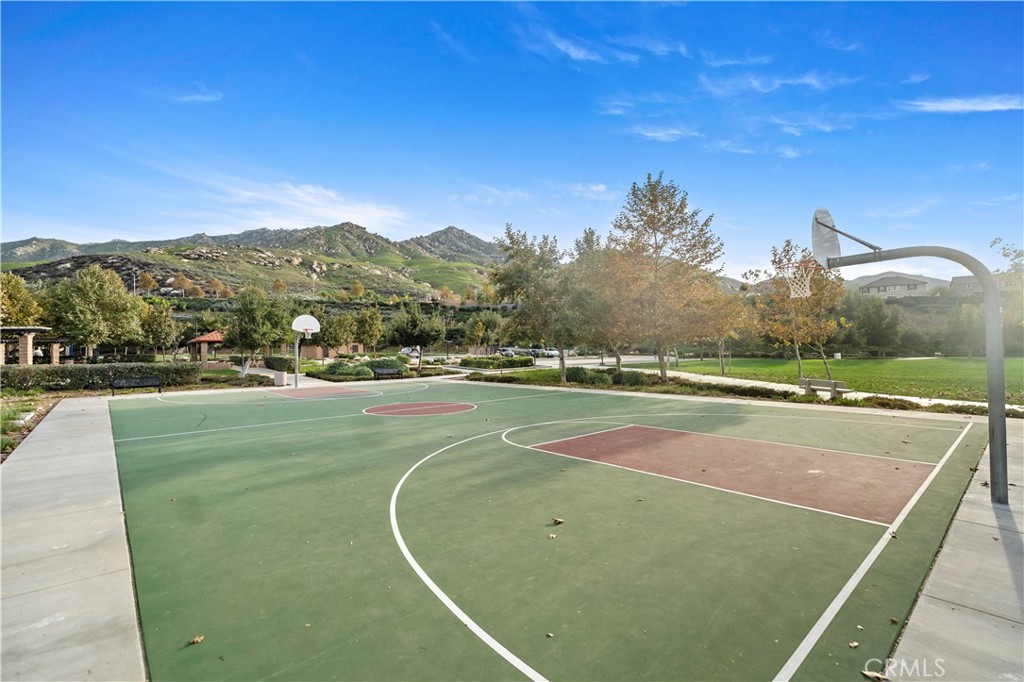 MLS #WS25276718 image #64