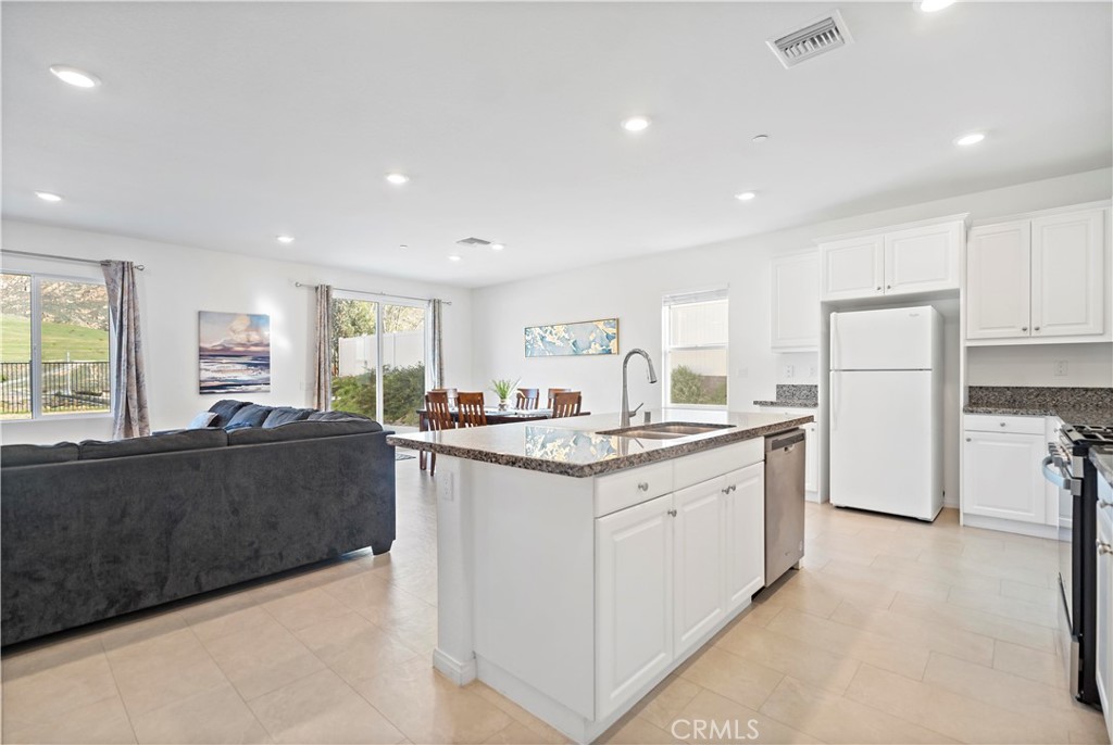 MLS #WS25276718 image #9