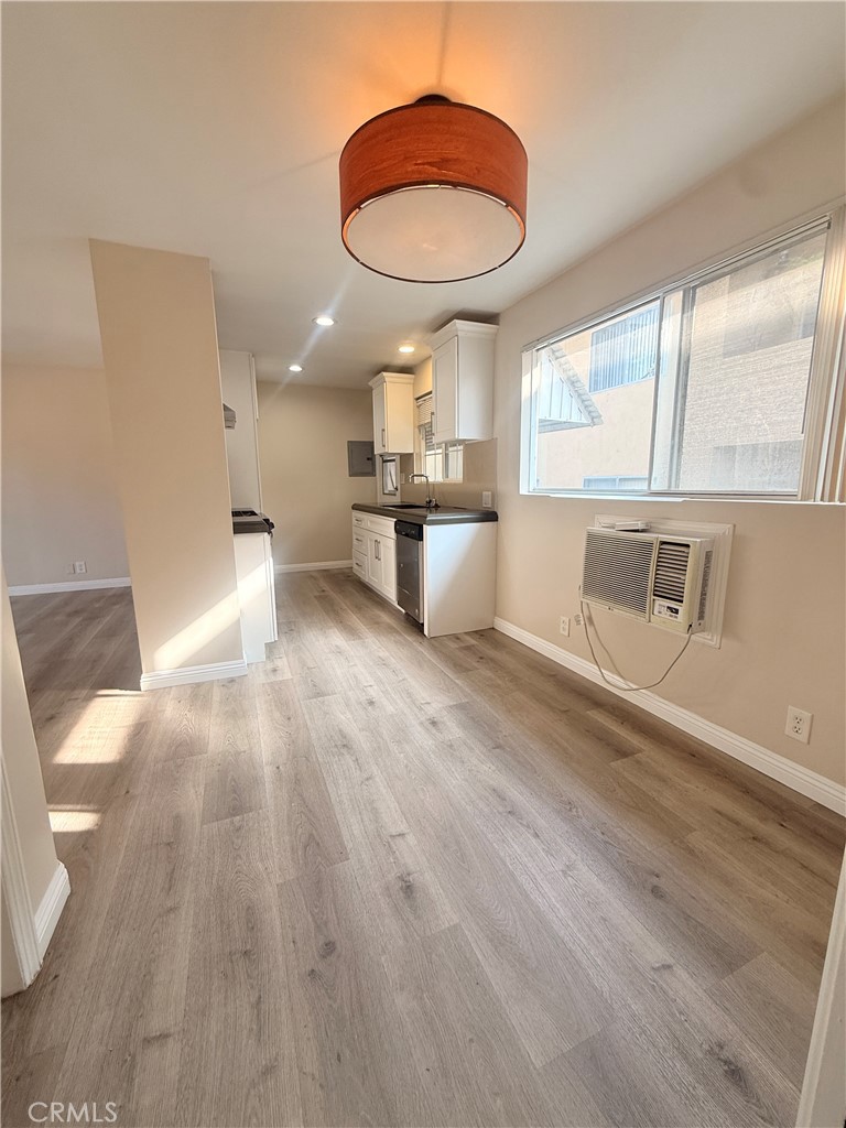 MLS #WS25276737 image #1