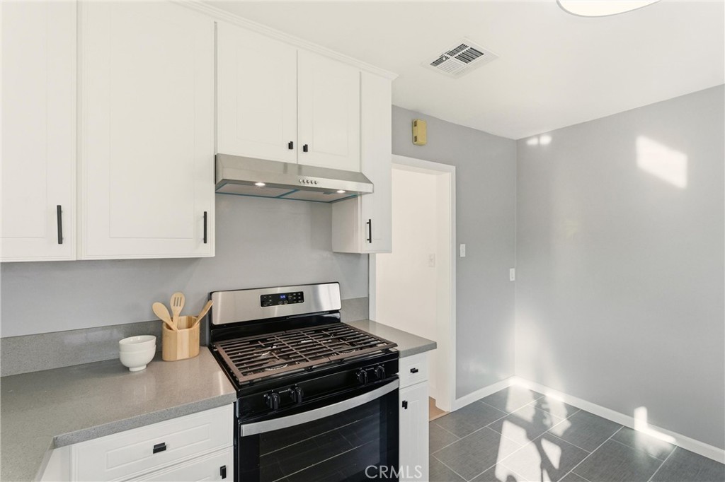 MLS #WS25276931 image #23