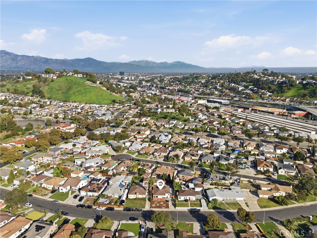 MLS #WS25276931 image #31