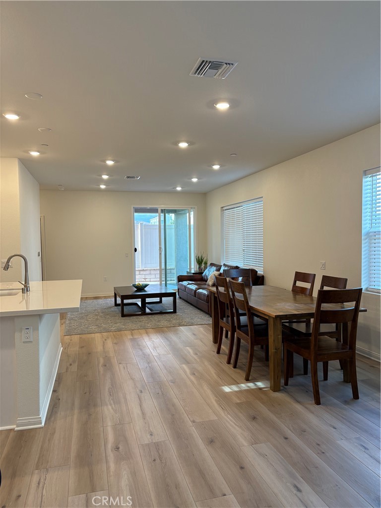 MLS #WS25277159 image #3