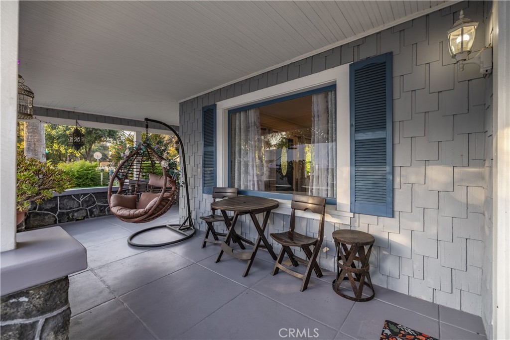 MLS #WS25277227 image #1