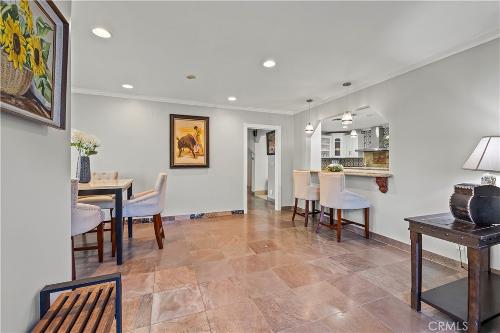 MLS #WS25277227 image #11