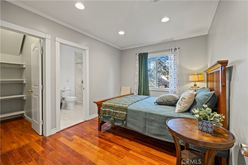 MLS #WS25277227 image #16