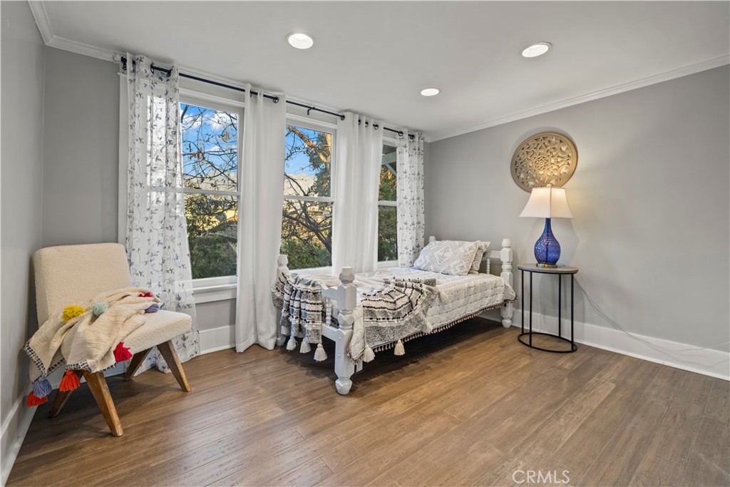 MLS #WS25277227 image #19