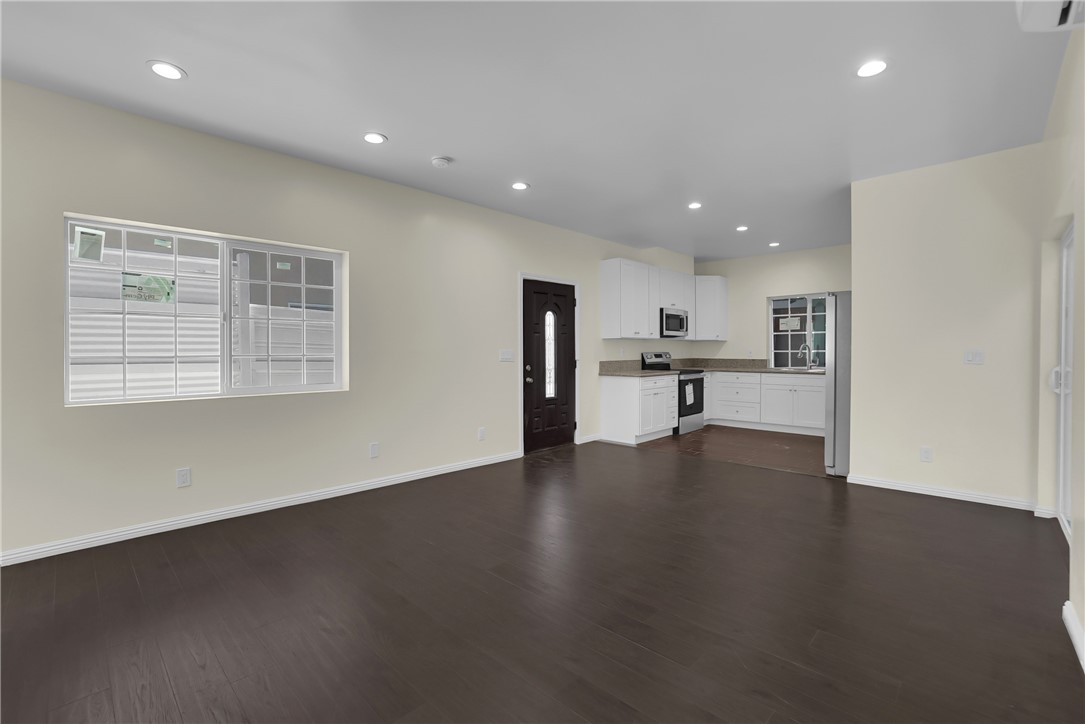 MLS #WS25277784 image #6