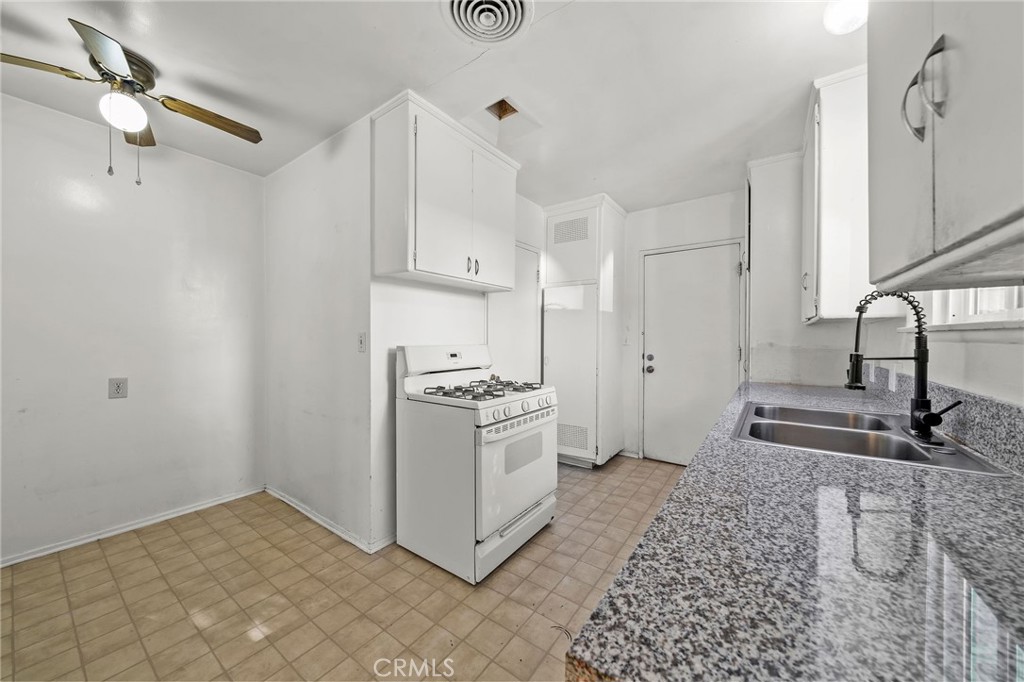 MLS #WS25277808 image #12