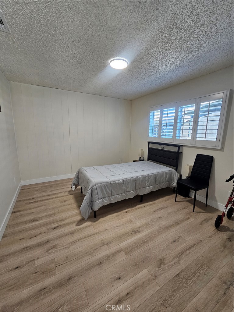 MLS #WS25277943 image #8