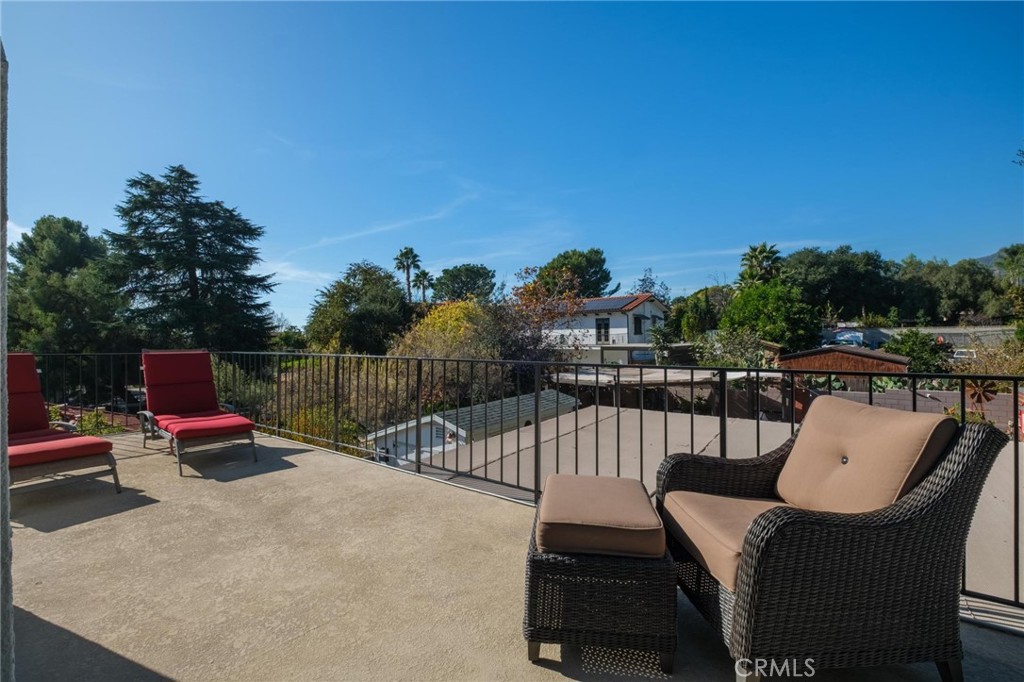 MLS #WS25278186 image #16