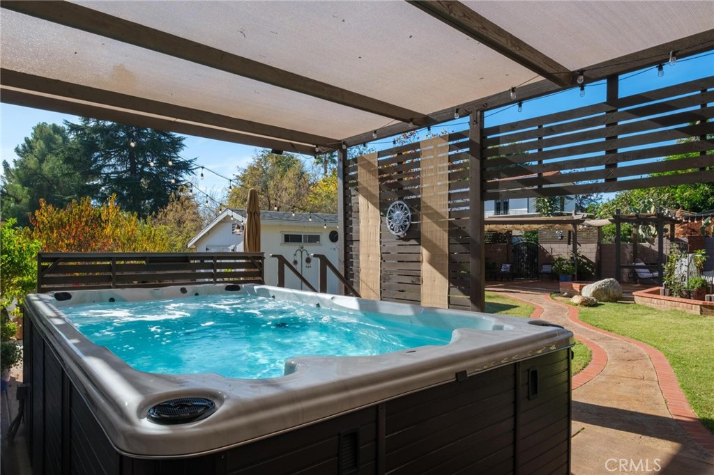 MLS #WS25278186 image #21