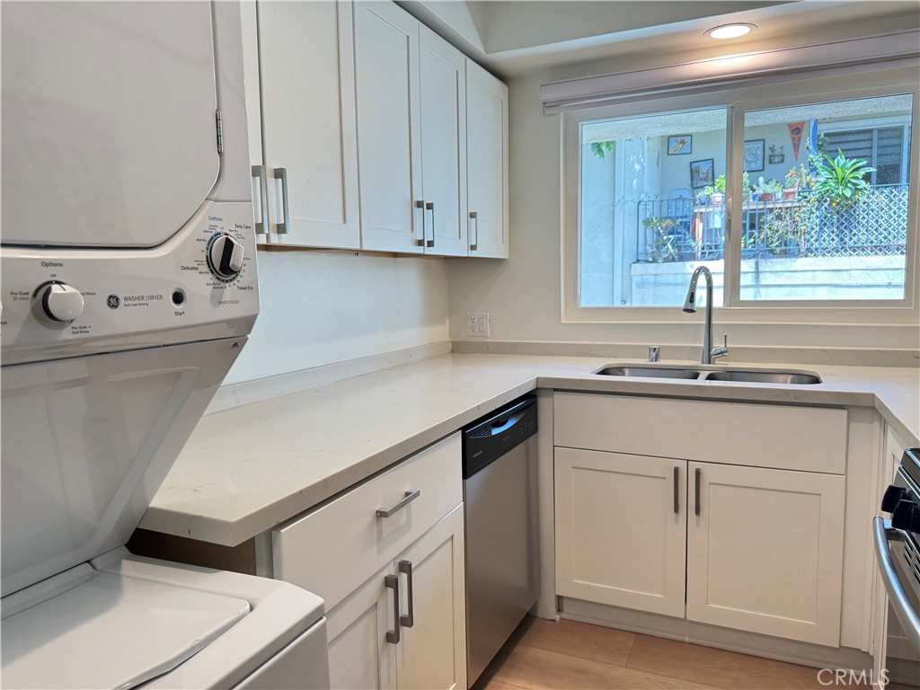 MLS #WS25278267 image #16