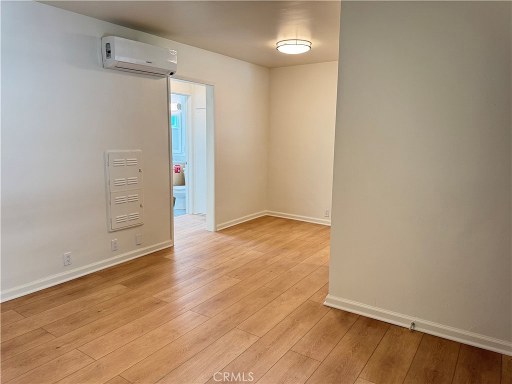 MLS #WS25278267 image #9