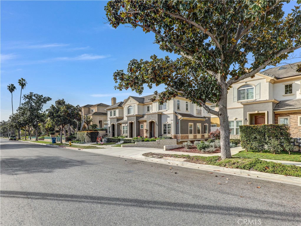 MLS #WS25279408 image #10