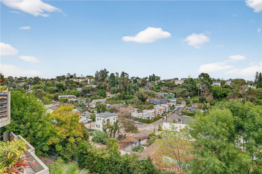 MLS #WS25280298 image #13