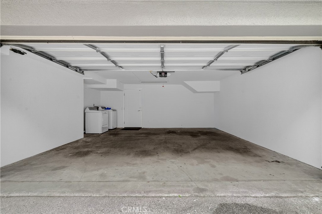 MLS #WS25280298 image #16