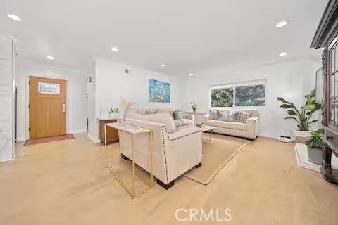 MLS #WS25280331 image #4