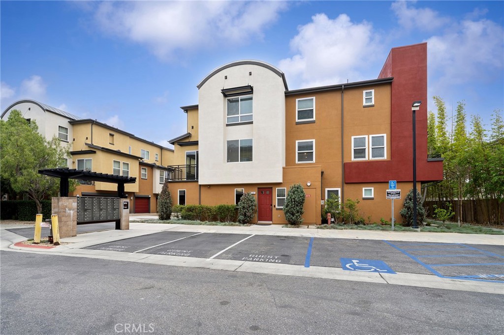 MLS #WS25280862 image #24