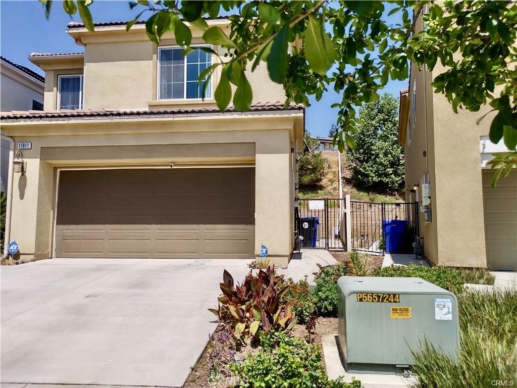 MLS #WS25281144 image #1