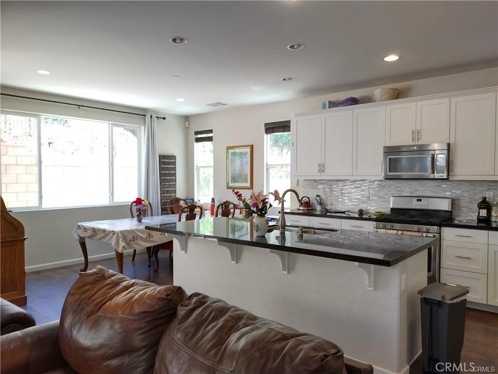 MLS #WS25281144 image #6