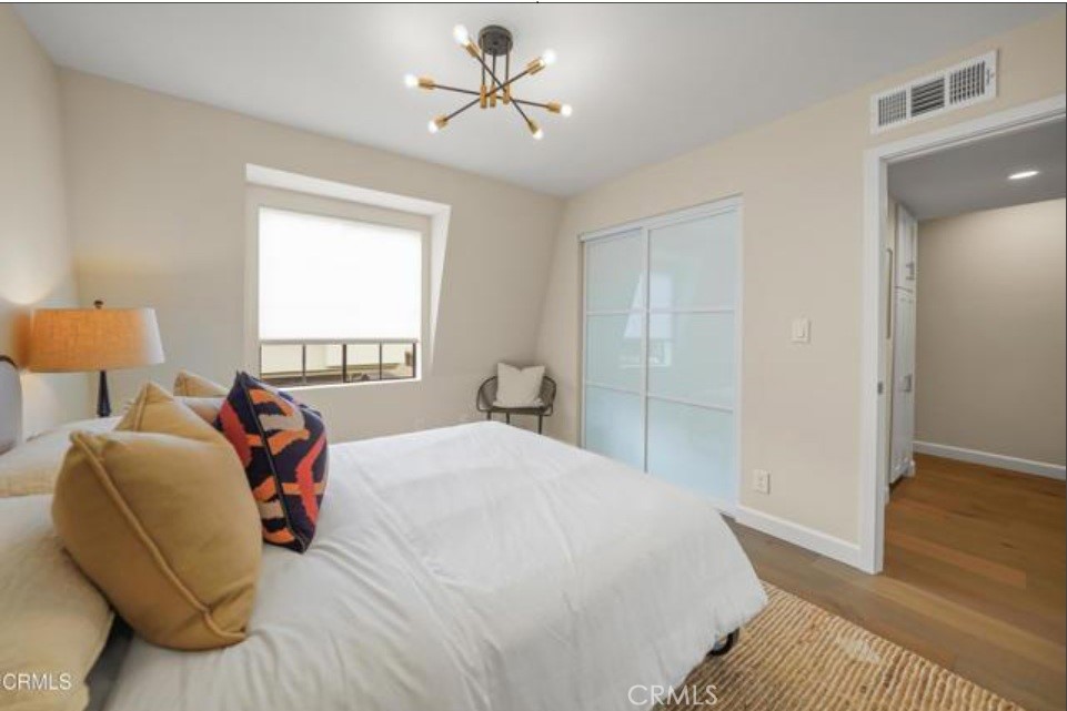 MLS #WS25281363 image #11