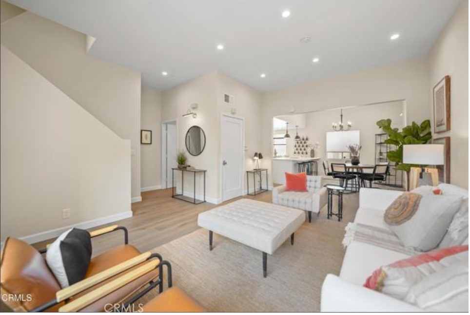 MLS #WS25281363 image #3