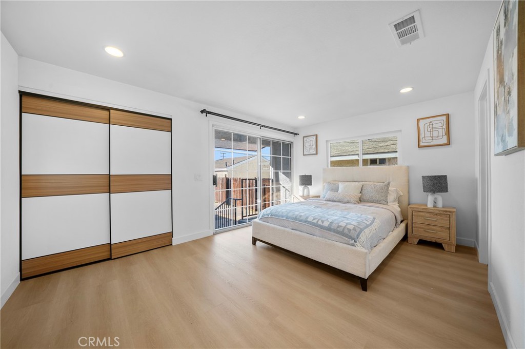 MLS #WS25281460 image #15