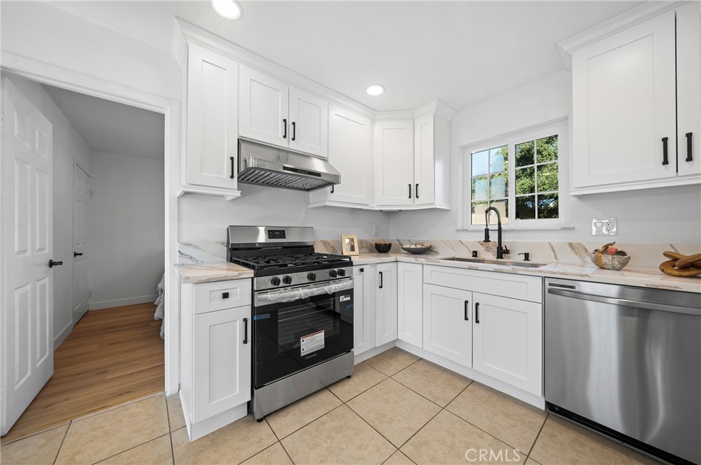 MLS #WS25281460 image #22