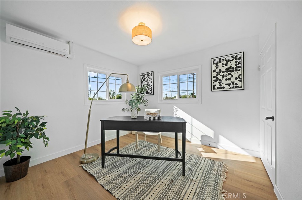 MLS #WS25281460 image #26