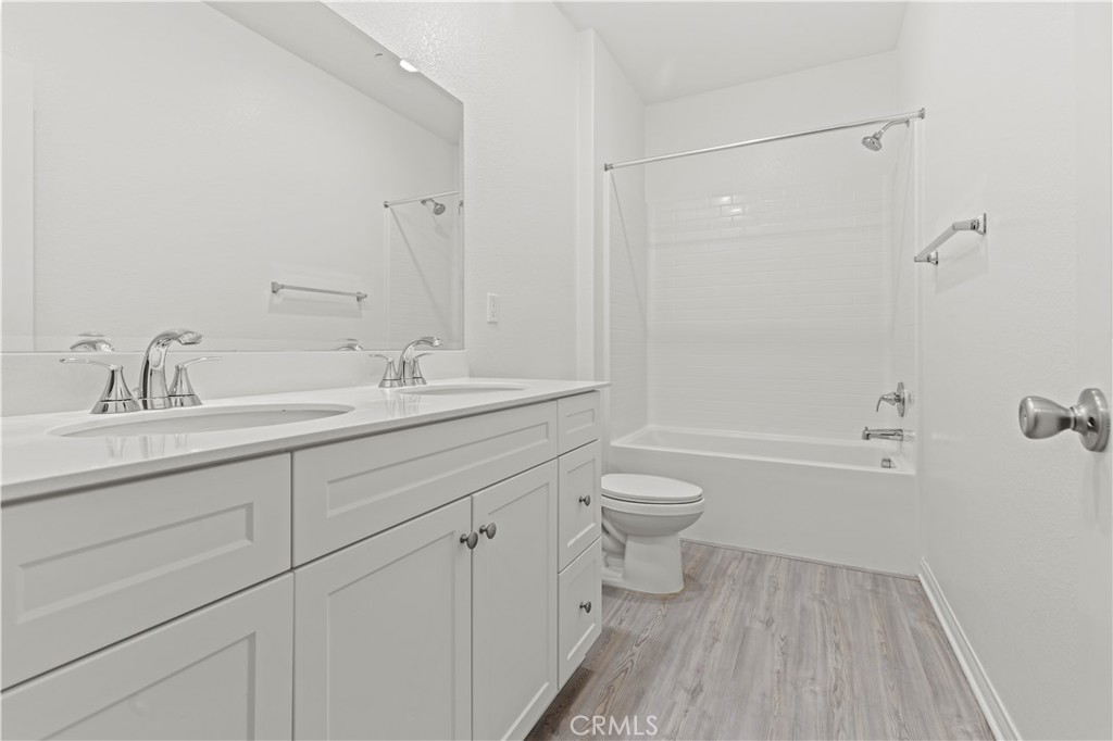 MLS #WS25282056 image #3