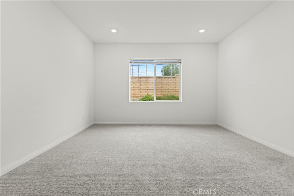 MLS #WS25282056 image #4