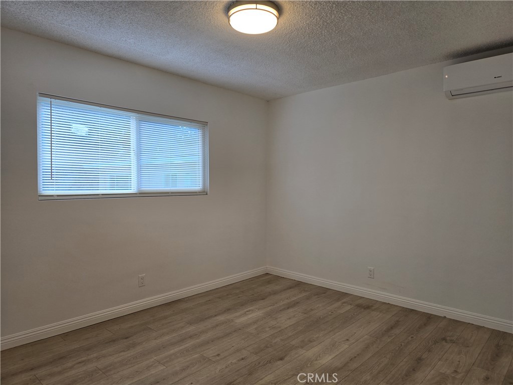 MLS #WS26006231 image #4