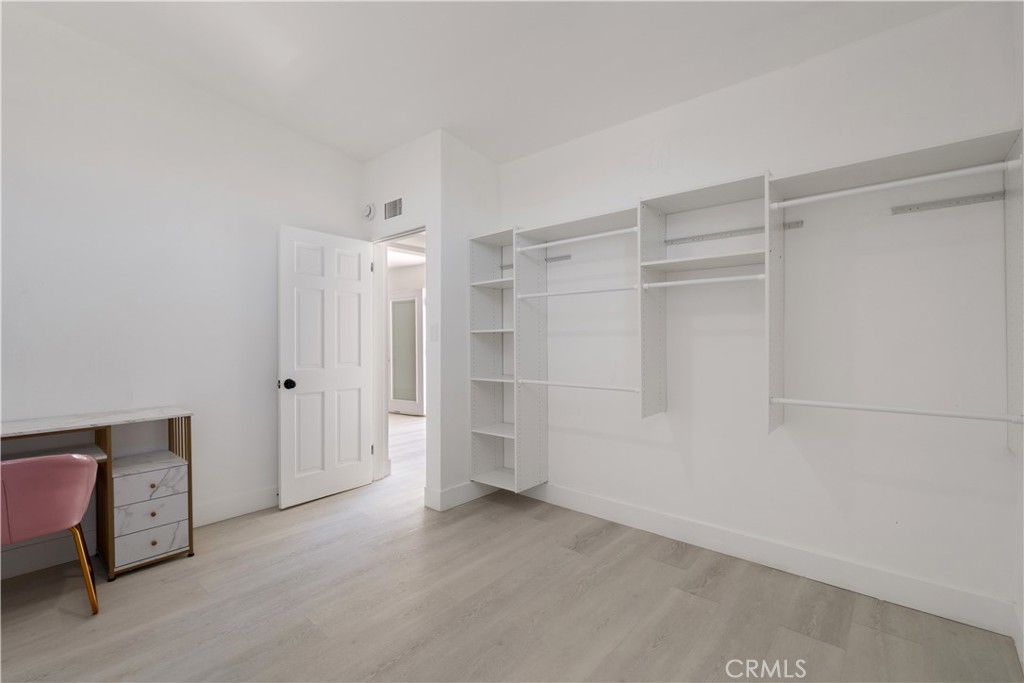 MLS #WS26007736 image #16