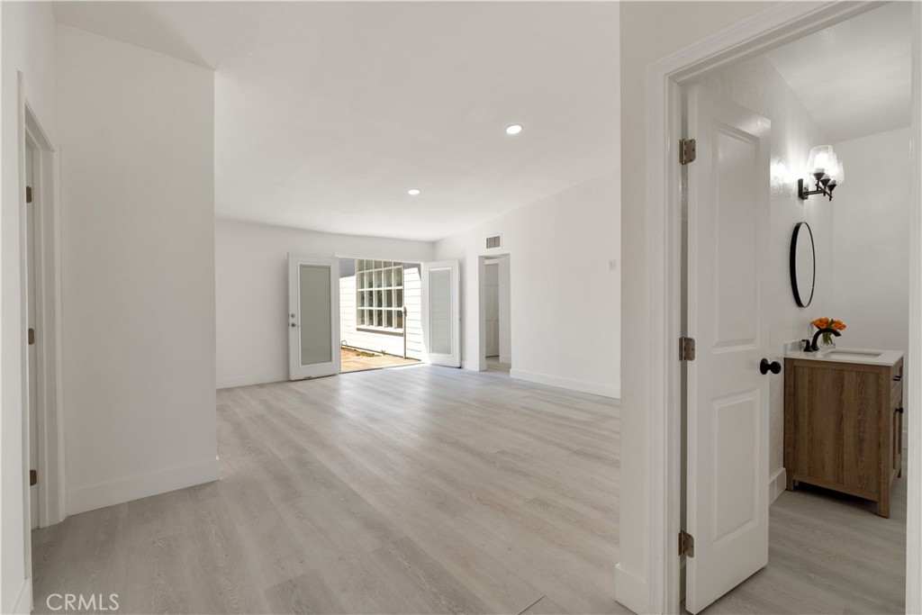 MLS #WS26007736 image #4