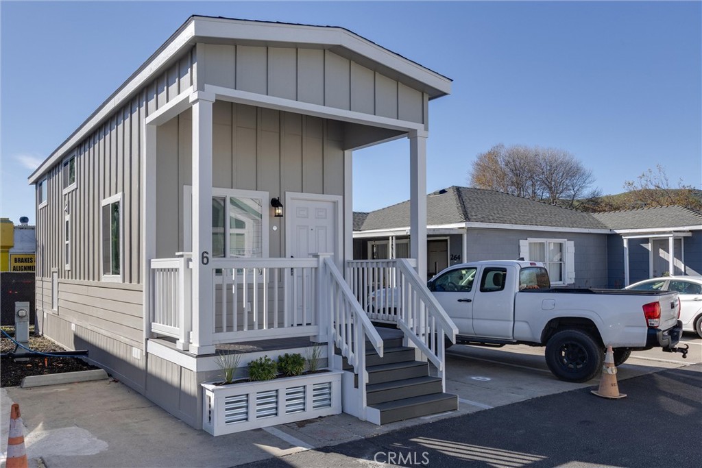 MLS #WS26009298 image #0