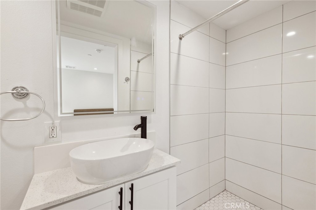 MLS #WS26012670 img 13