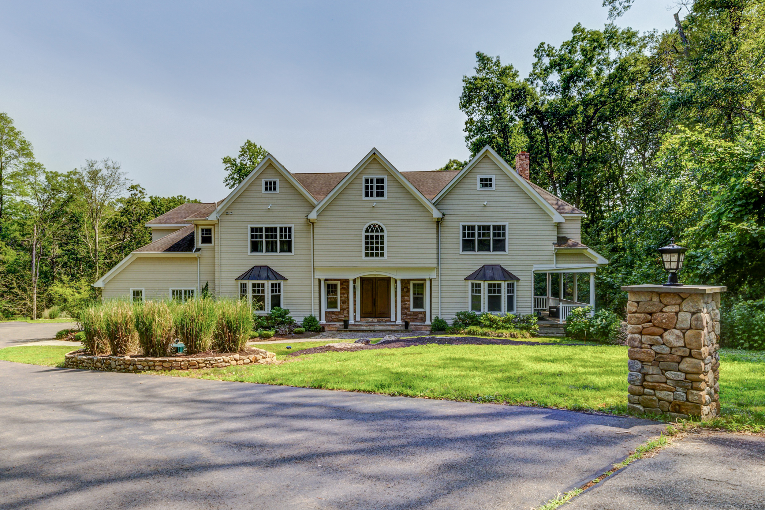MLS #24104626 image #0