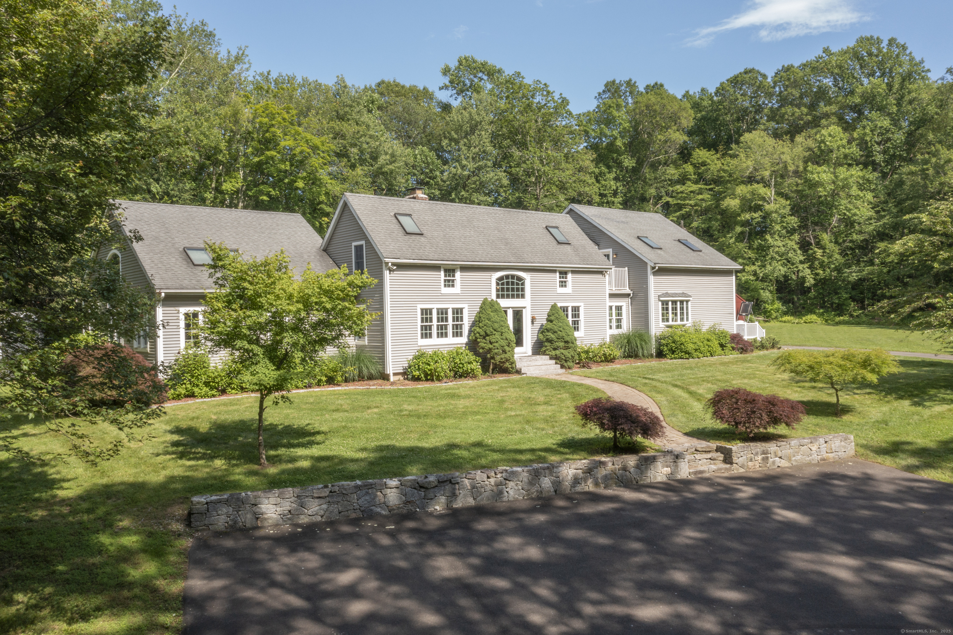 MLS #24105508 image #0
