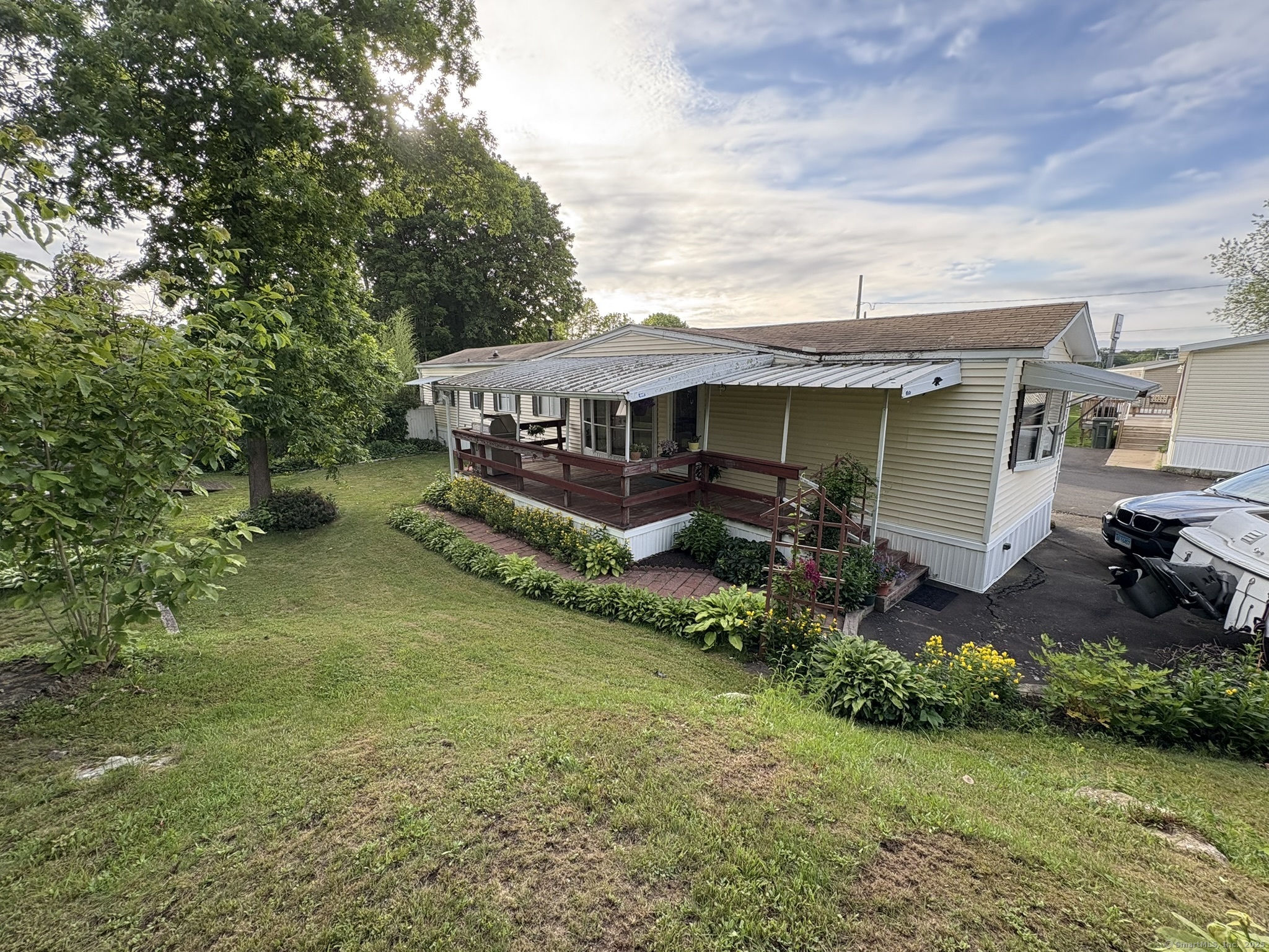 MLS #24105702 image #0