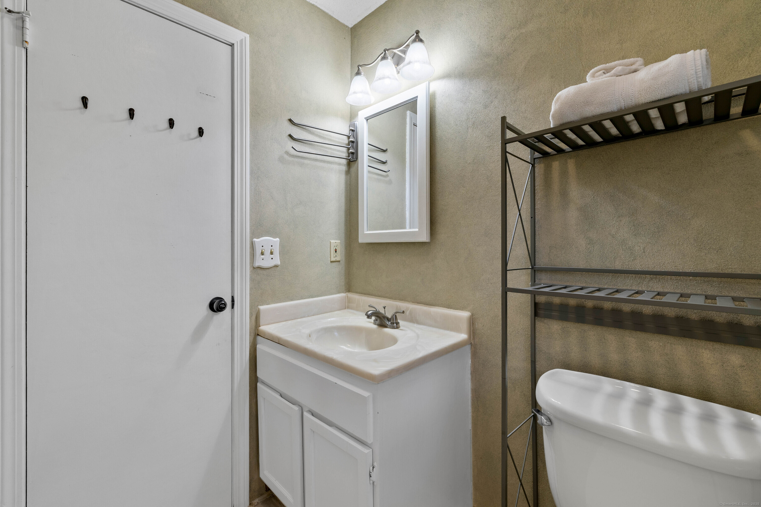 MLS #24120490 image #8
