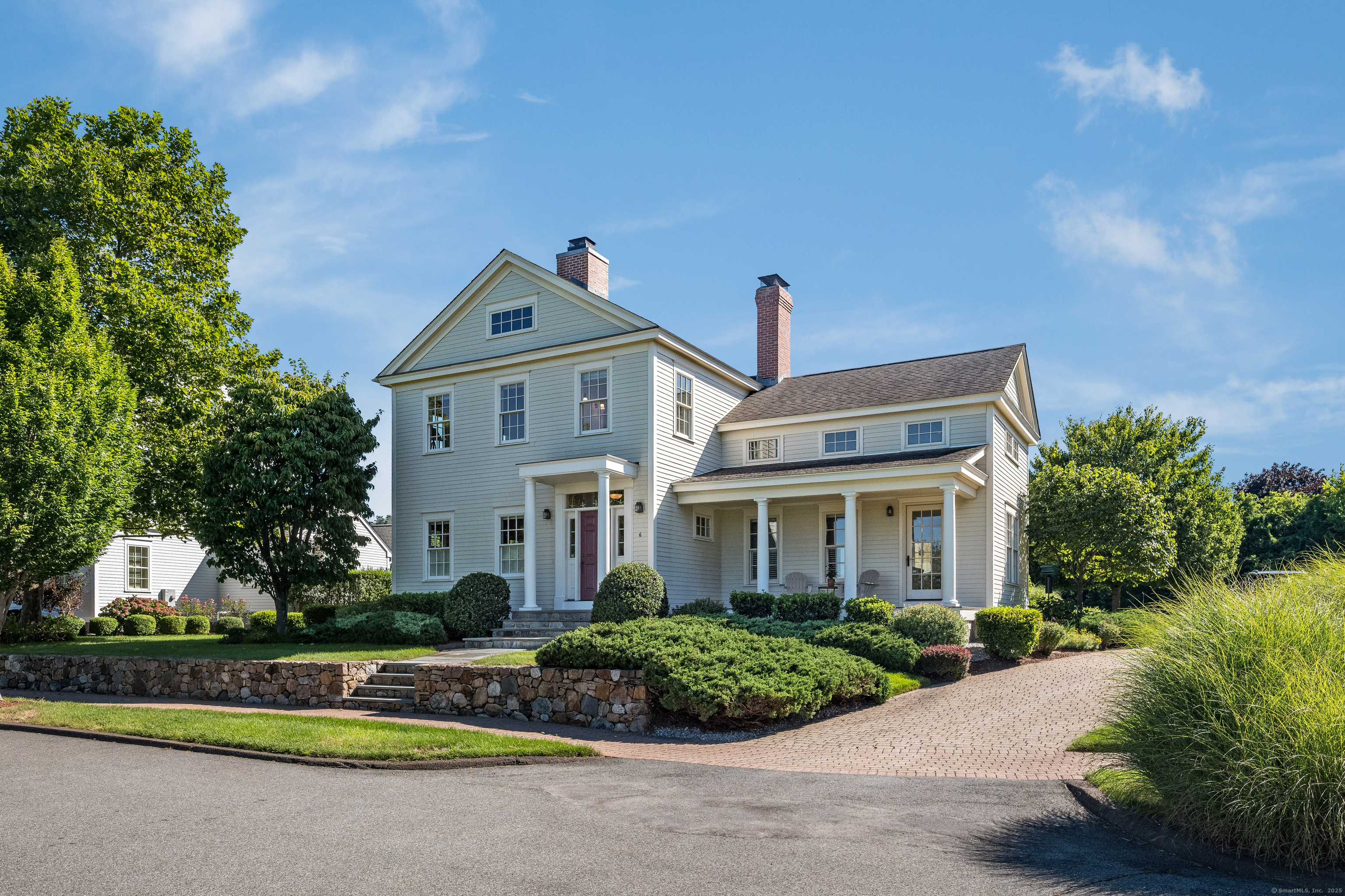 MLS #24122602 image #0