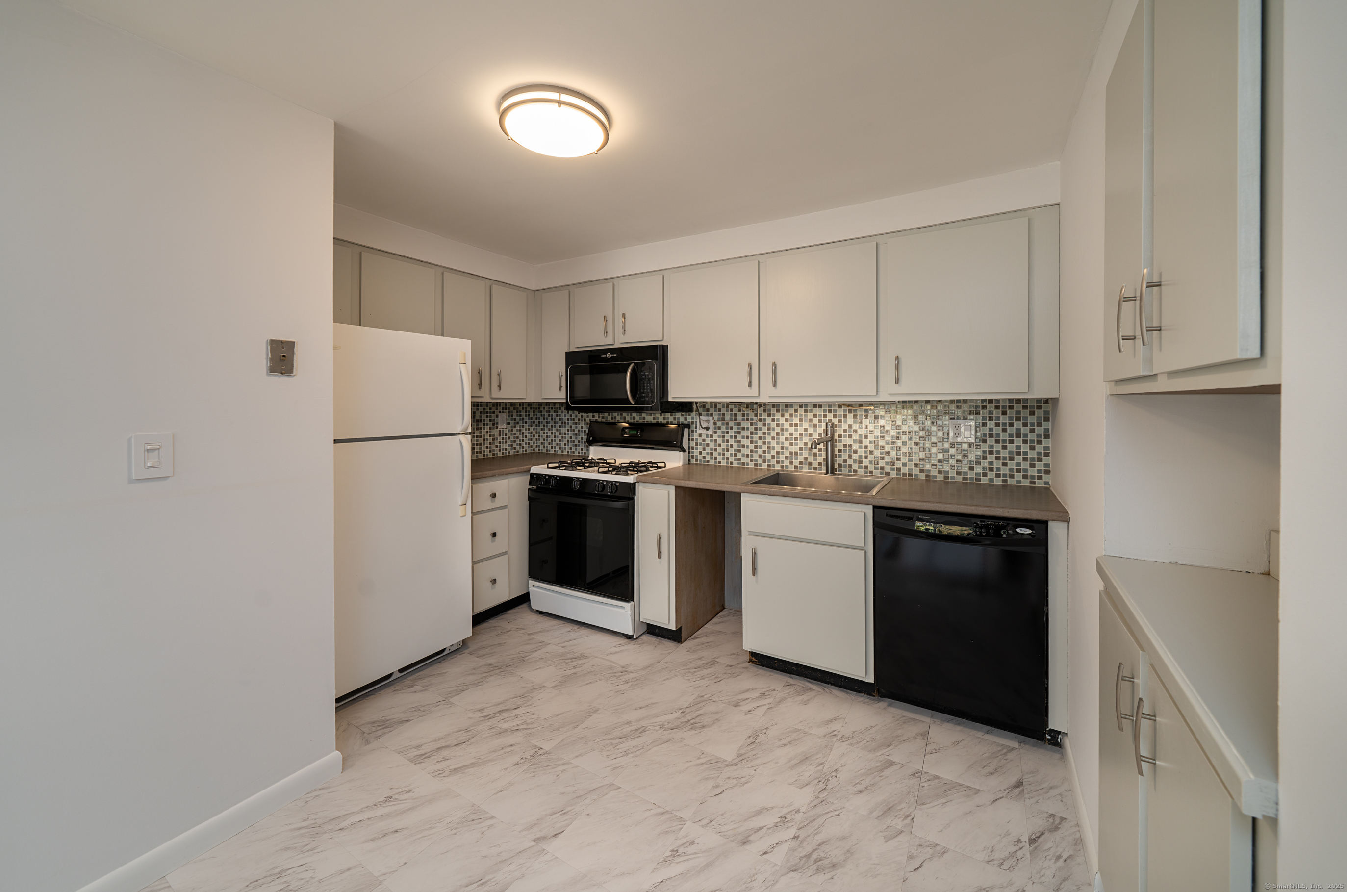 MLS #24133913 image #2