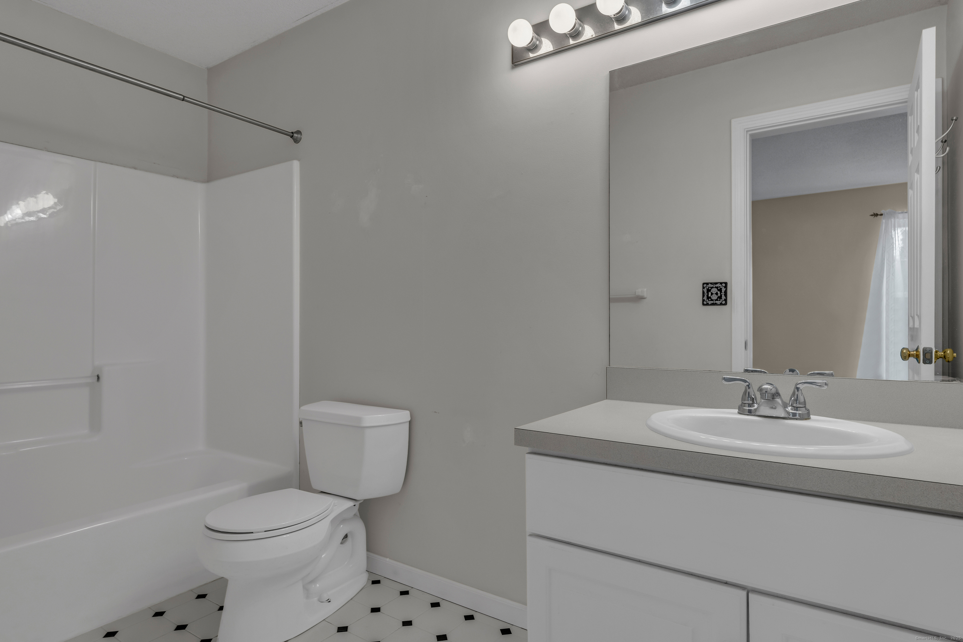 MLS #24143406 image #22