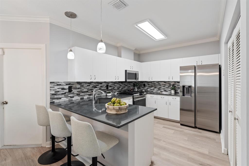 MLS #F10513805 image #5