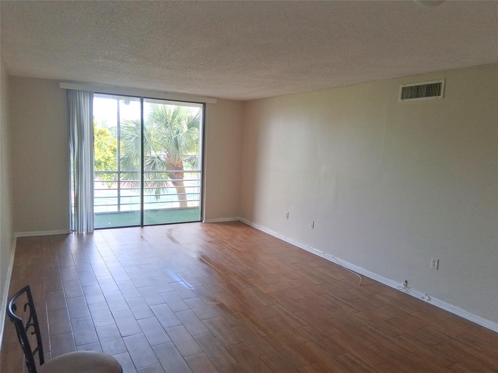 MLS #F10523829 image #3