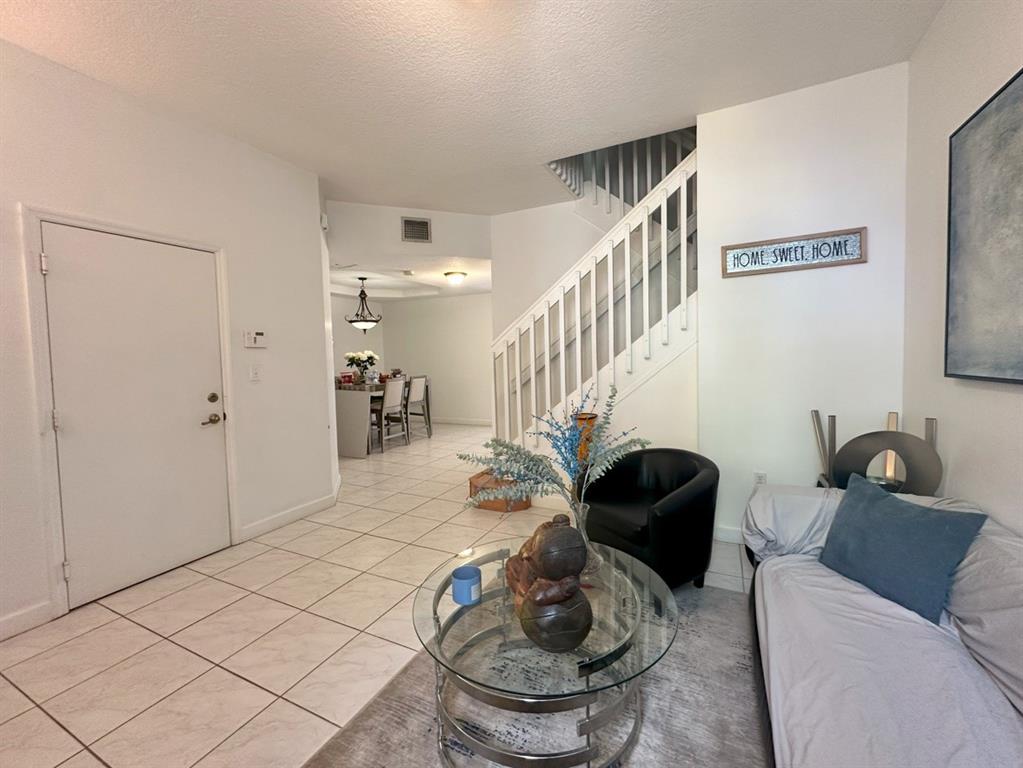 MLS #F10530868 image #5