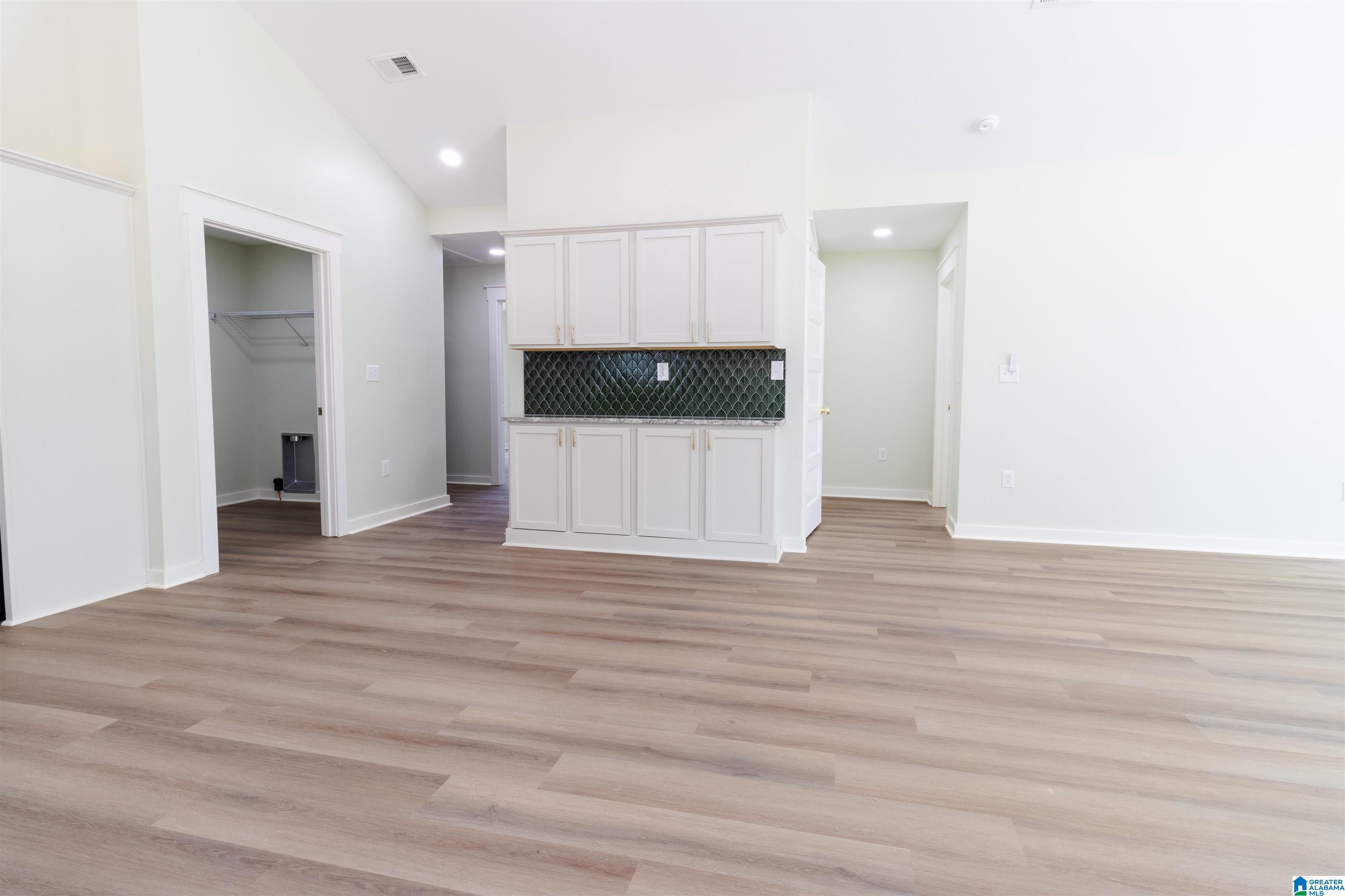 MLS #21428757 img 19