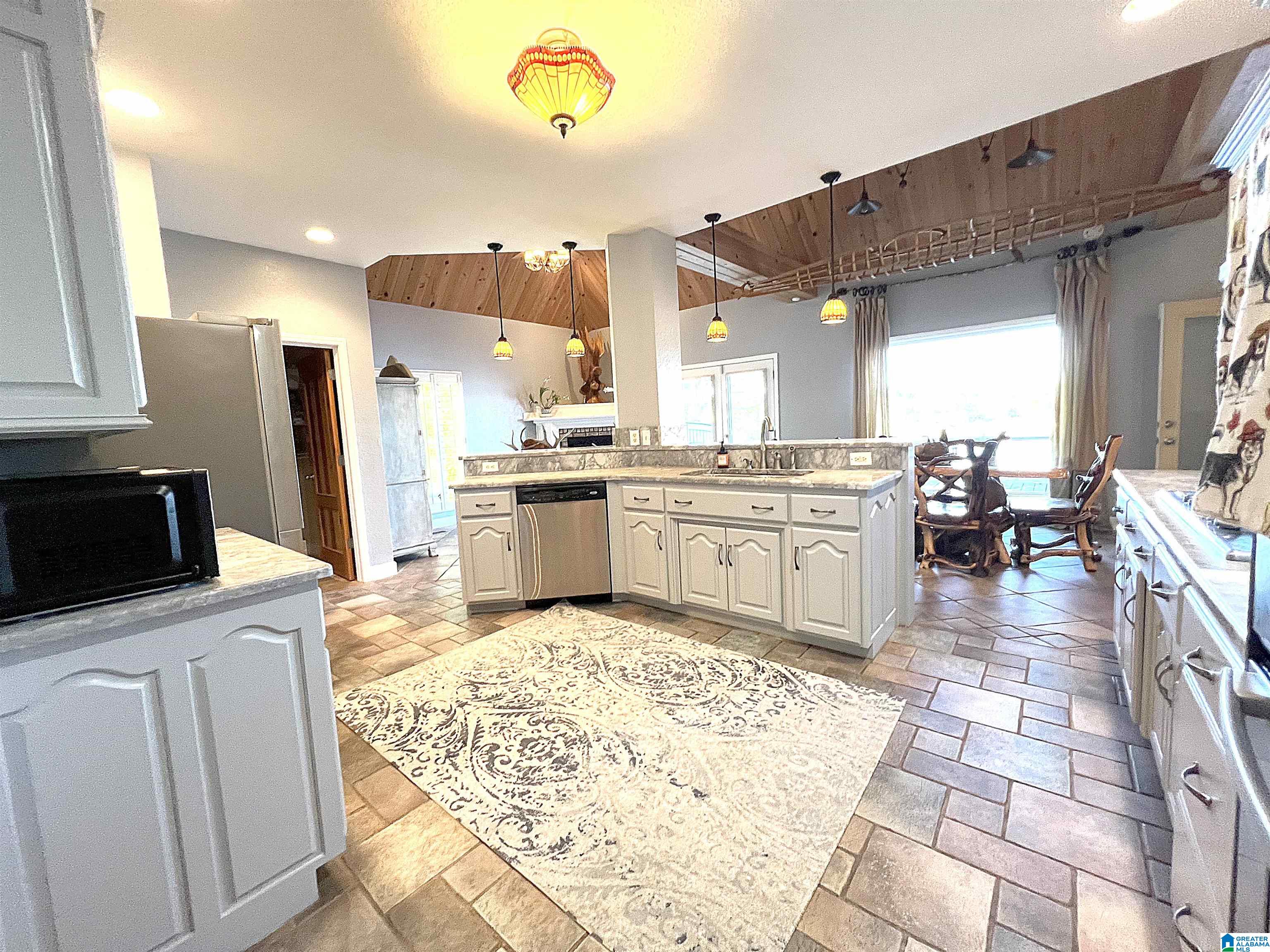 MLS #21440949 img 12